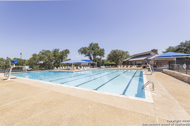 Image 34 of 40 For 922 Hedgestone Dr