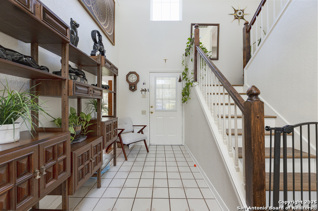 Image 6 of 40 For 922 Hedgestone Dr