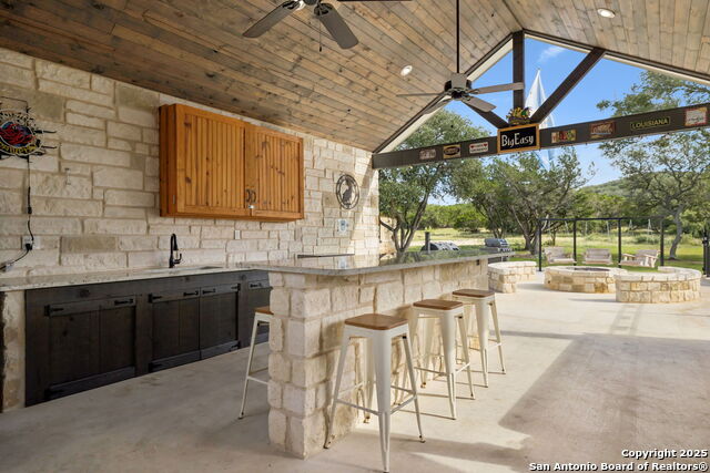 Listing photo id 17 for 49 Mountain Valley Drive