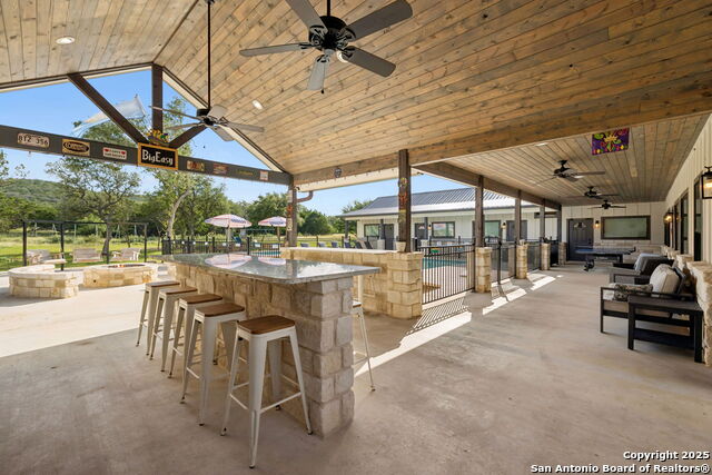 Listing photo id 19 for 49 Mountain Valley Drive