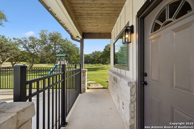 Listing photo id 24 for 49 Mountain Valley Drive