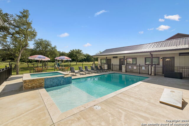 Listing photo id 30 for 49 Mountain Valley Drive