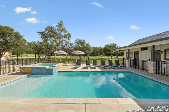 Listing photo id 31 for 49 Mountain Valley Drive
