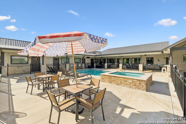 Listing photo id 33 for 49 Mountain Valley Drive