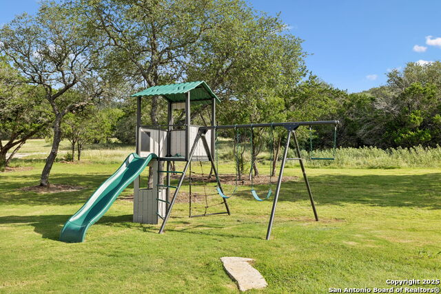 Listing photo id 37 for 49 Mountain Valley Drive