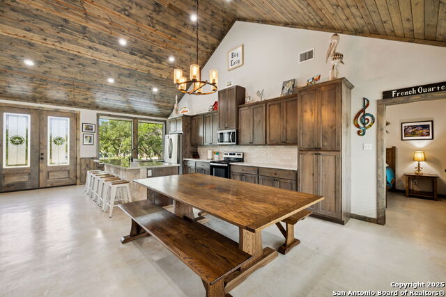 Listing photo id 6 for 49 Mountain Valley Drive