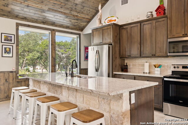 Listing photo id 7 for 49 Mountain Valley Drive