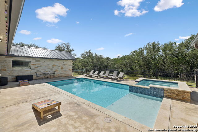 Listing photo id 22 for 1723 Mountain Valley Drive