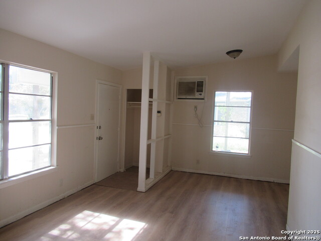 Listing photo id 0 for 4338 Kilrea