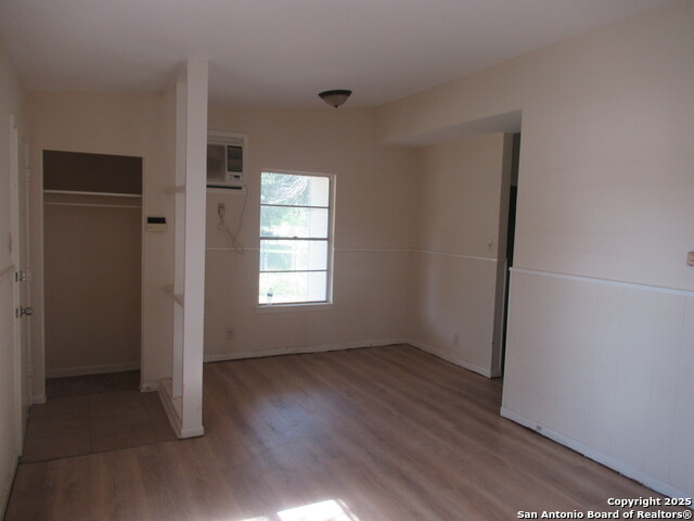 Listing photo id 1 for 4338 Kilrea