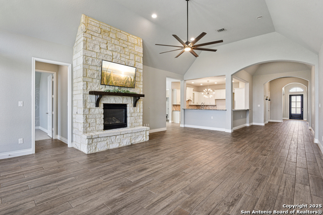 Image 10 of 79 For 14231 Shetland Way