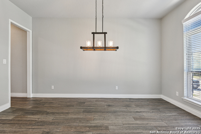 Image 16 of 79 For 14231 Shetland Way