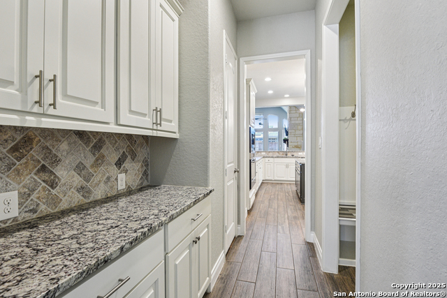 Image 21 of 79 For 14231 Shetland Way