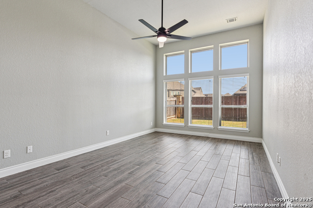 Image 29 of 79 For 14231 Shetland Way