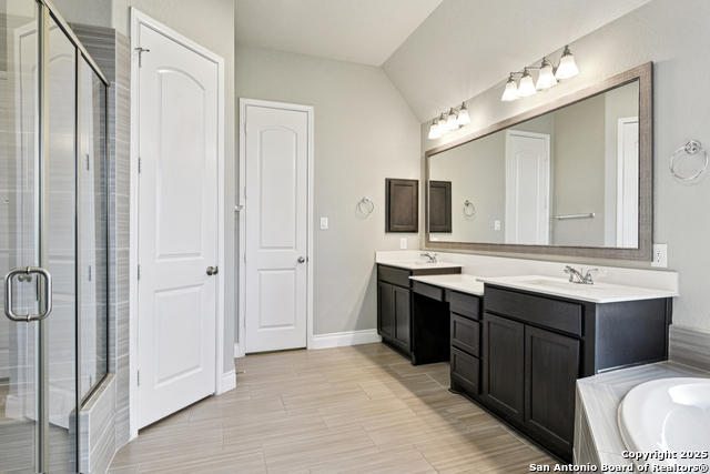 Image 32 of 79 For 14231 Shetland Way