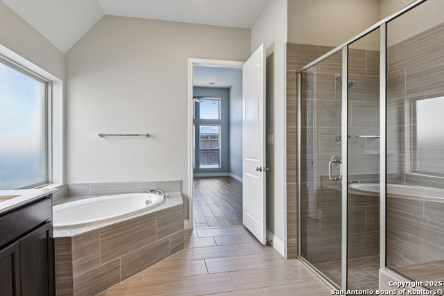 Image 33 of 79 For 14231 Shetland Way