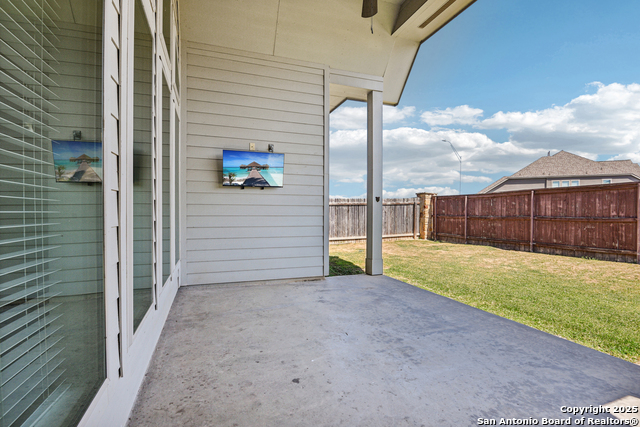 Image 46 of 79 For 14231 Shetland Way