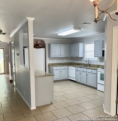 Image 2 of 28 For 9003 Quaker