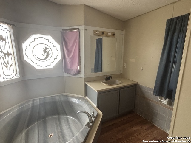 Image 13 of 26 For 7714 Whartons Dock