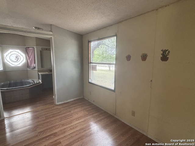 Image 14 of 26 For 7714 Whartons Dock