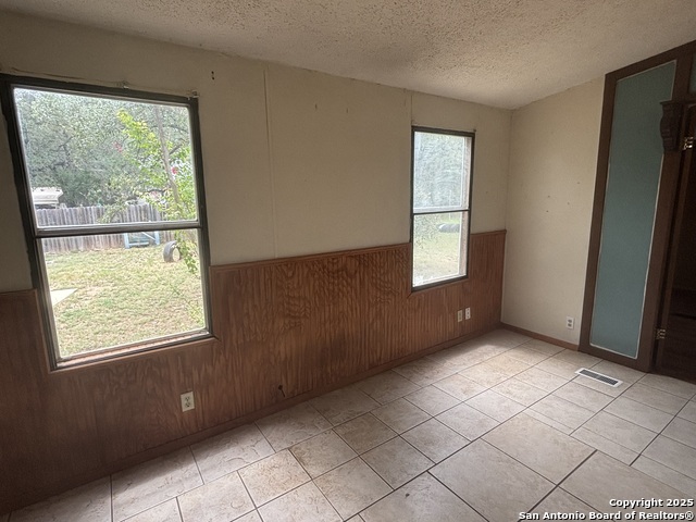 Image 15 of 26 For 7714 Whartons Dock