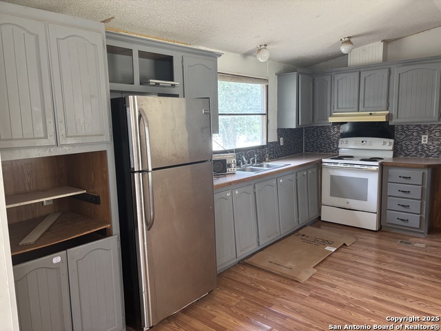 Image 4 of 26 For 7714 Whartons Dock