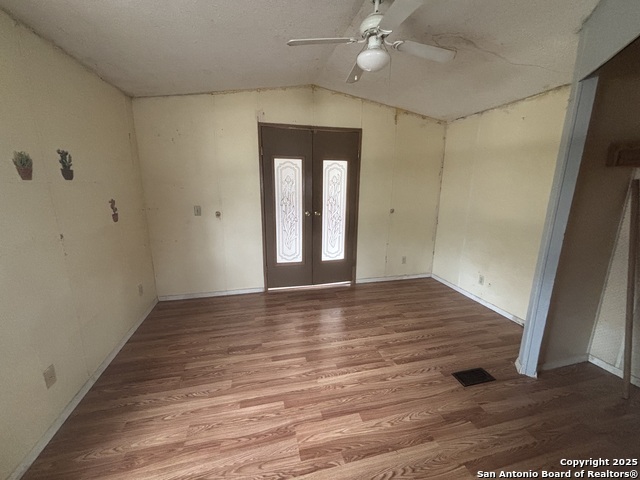 Image 8 of 26 For 7714 Whartons Dock