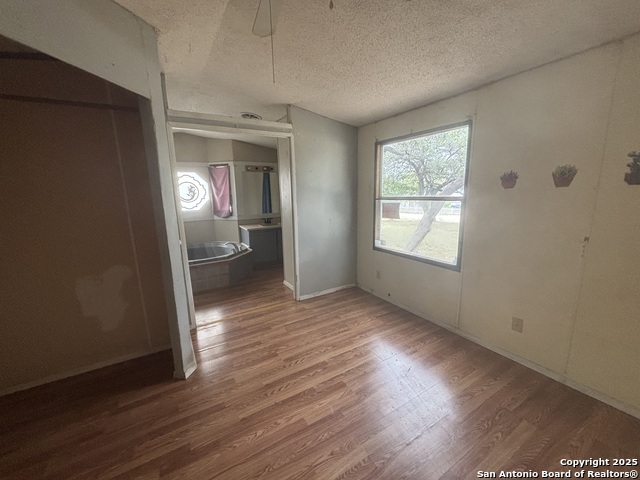 Image 9 of 26 For 7714 Whartons Dock