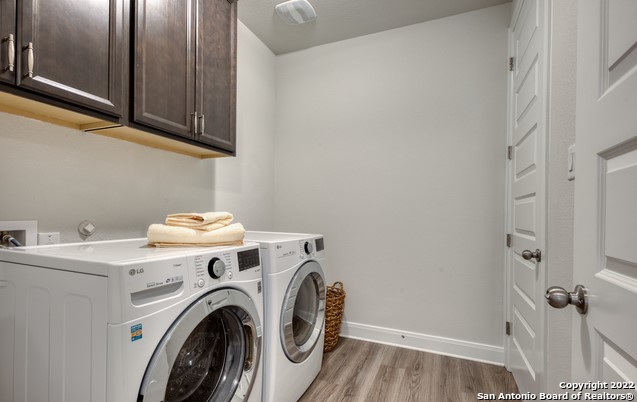 Listing photo id 17 for 245 Sigel Ave