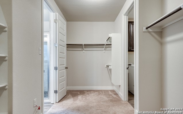 Listing photo id 18 for 245 Sigel Ave