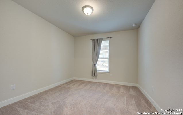Listing photo id 23 for 245 Sigel Ave