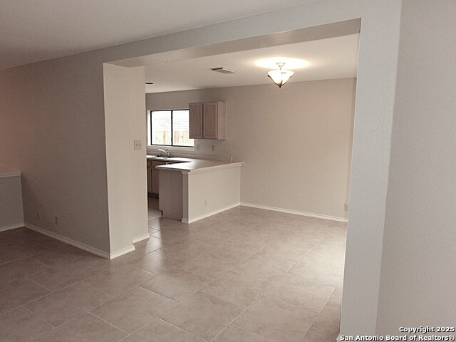 Image 6 of 24 For 13154 Regency Bnd