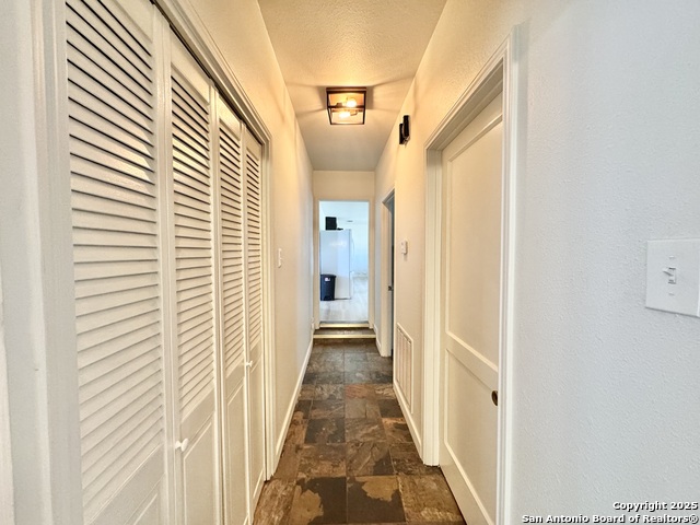 Listing photo id 9 for 82 Bowman Ln