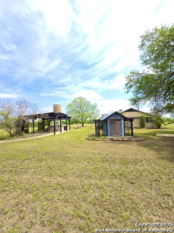 Listing photo id 28 for 82 Bowman Ln