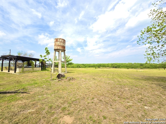 Listing photo id 29 for 82 Bowman Ln