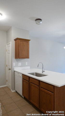 Image 5 of 27 For 4919 Ali Ave  3