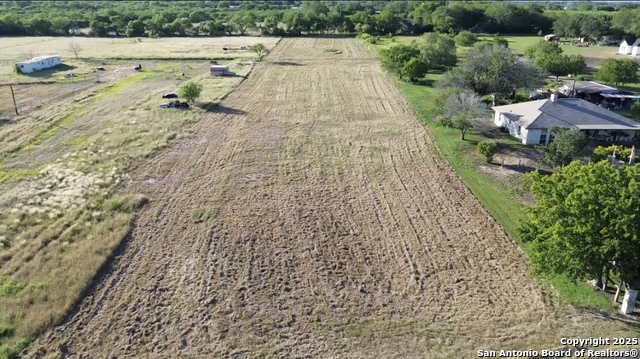Details for 15487 Ess Rd, Atascosa, TX 78002