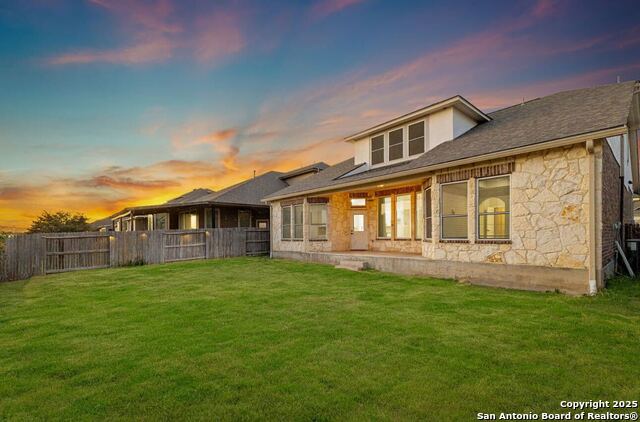 Listing photo id 22 for 14018 Pikesdale