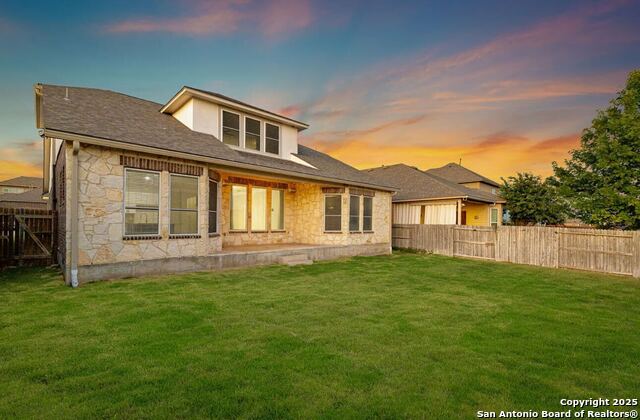 Listing photo id 23 for 14018 Pikesdale