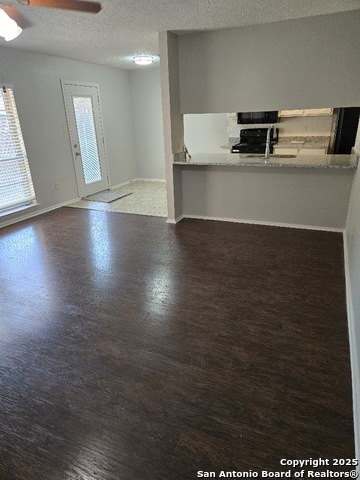 Image 8 of 28 For 7146 Spring Grove