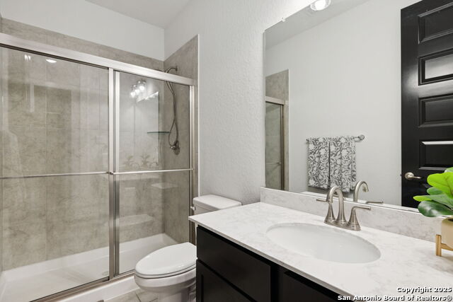 Listing photo id 24 for 405 Corwin Springs