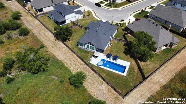 Listing photo id 36 for 405 Corwin Springs