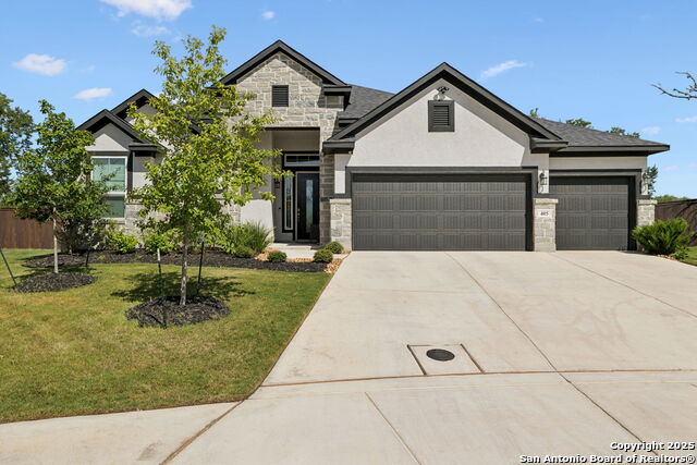 Listing photo id 38 for 405 Corwin Springs