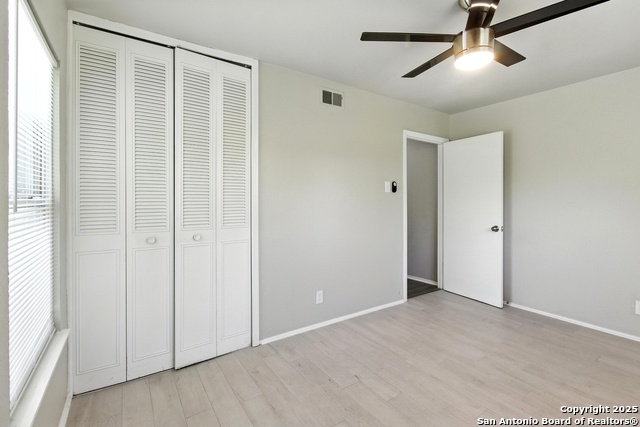 Image 14 of 21 For 2935 Woodcliffe