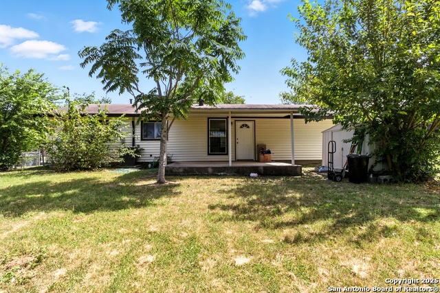 Image 21 of 21 For 2935 Woodcliffe