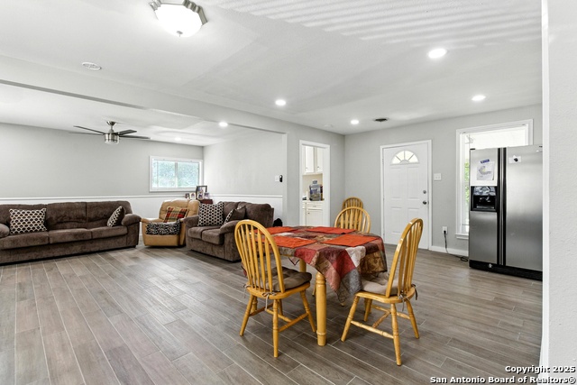 Image 5 of 21 For 2935 Woodcliffe