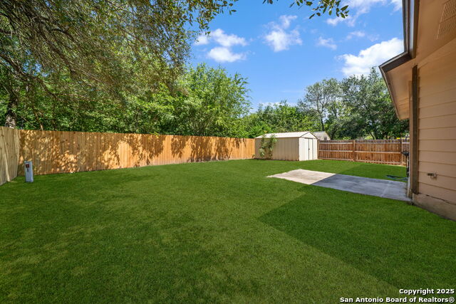 Listing photo id 25 for 6119 Valley Bay