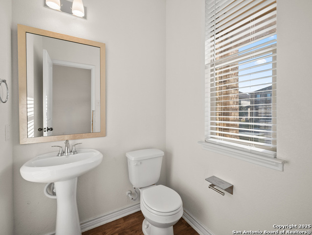 Image 17 of 37 For 3520 Under Par