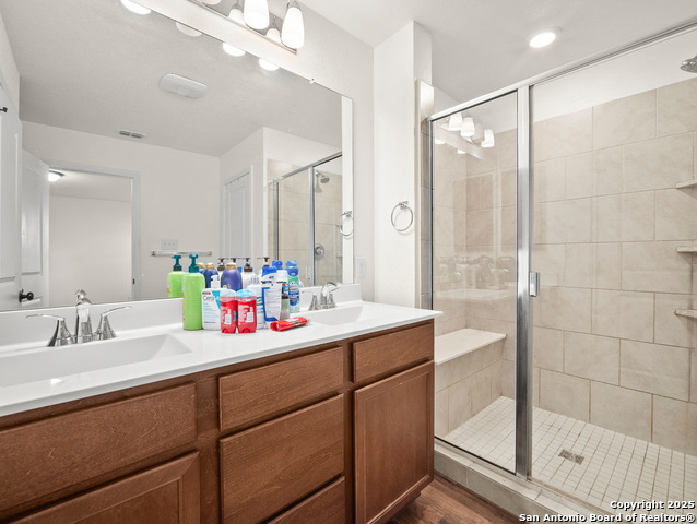 Image 27 of 37 For 3520 Under Par