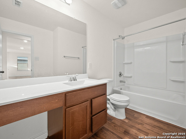 Image 29 of 37 For 3520 Under Par